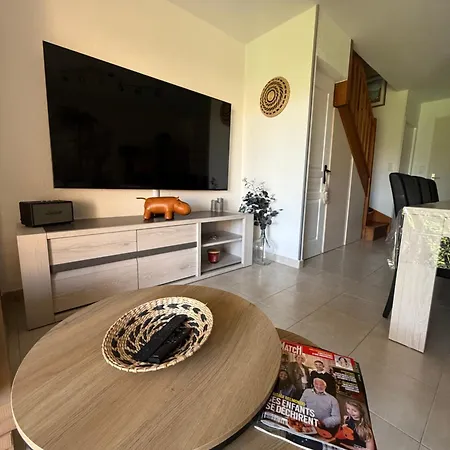 Casa de Férias Désirée à Maria Poggio Santa-Maria-Poggio (Corsica)