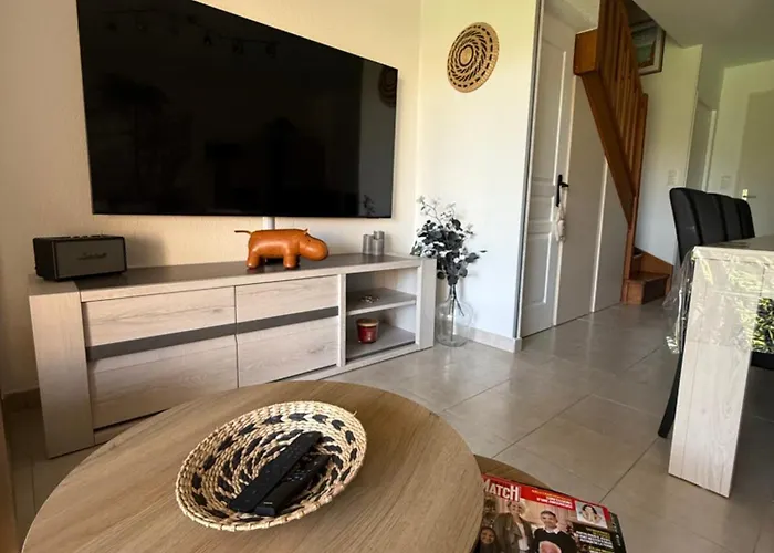 度假居 Desiree A Maria Poggio 圣玛丽亚波焦